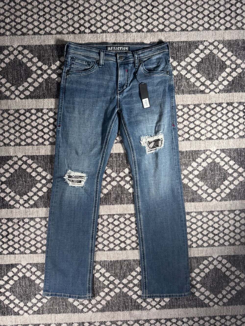 Affliction Cooper Devin Distressed Straight Leg Jeans Size 32